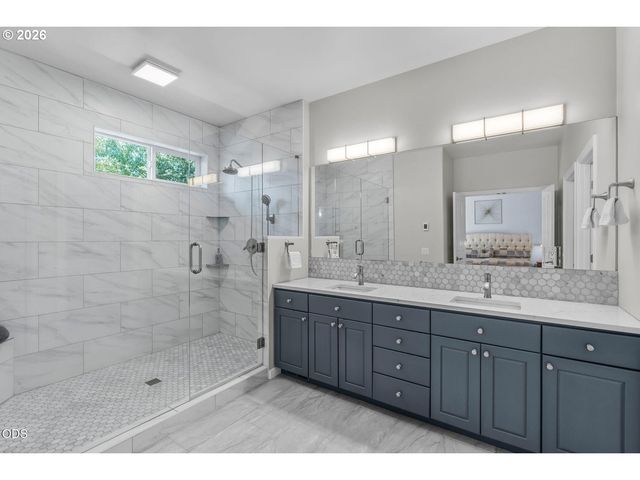 1154 Nw REDFIELD Cir, Bend, OR 97703