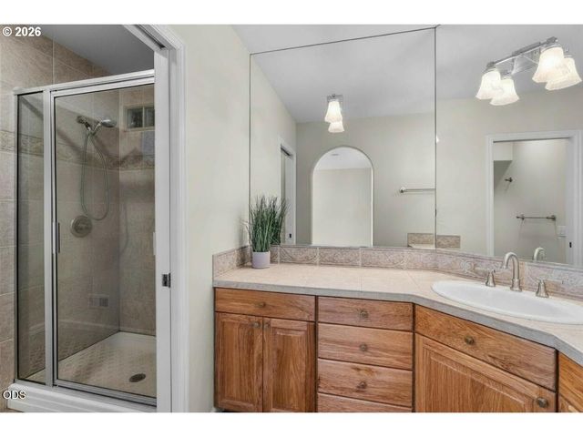 1154 Nw REDFIELD Cir, Bend, OR 97703