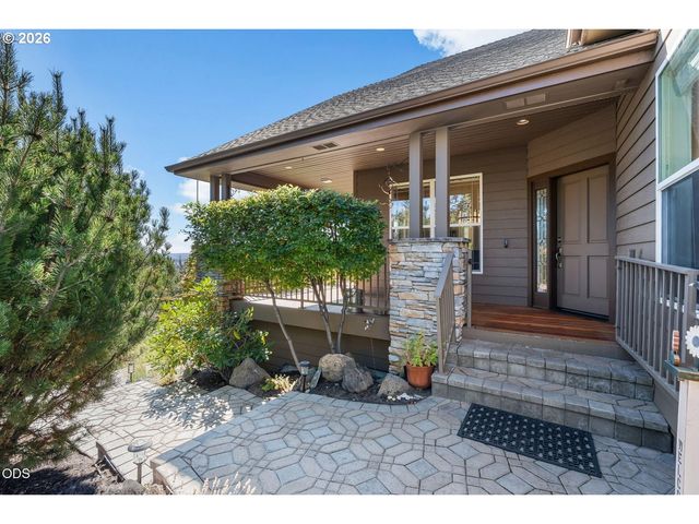 1154 Nw REDFIELD Cir, Bend, OR 97703