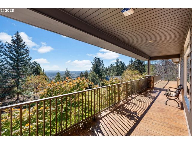 1154 Nw REDFIELD Cir, Bend, OR 97703