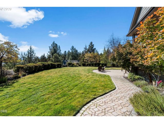 1154 Nw REDFIELD Cir, Bend, OR 97703