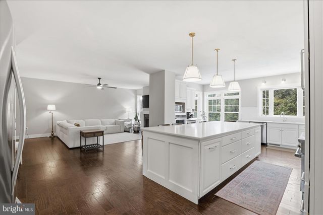339 BOWYER LN, Lititz, PA 17543