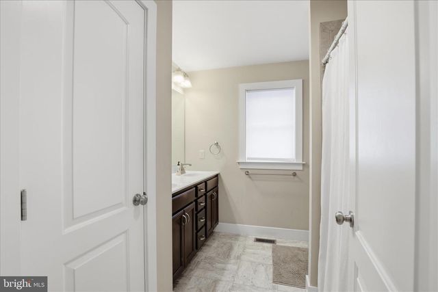 339 BOWYER LN, Lititz, PA 17543