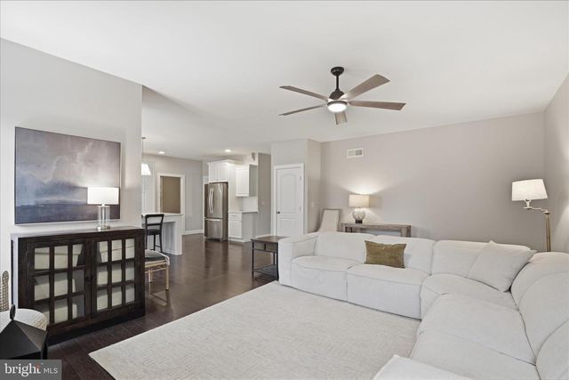 339 BOWYER LN, Lititz, PA 17543