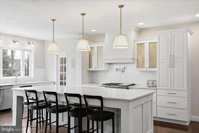 339 BOWYER LN, Lititz, PA 17543