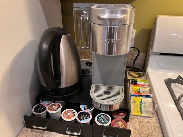 2315 E 6600 S, Cottonwood Heights, UT 84121