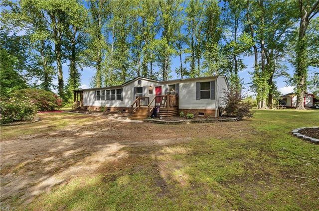 100 Longhorn DR, Moyock, NC 27958