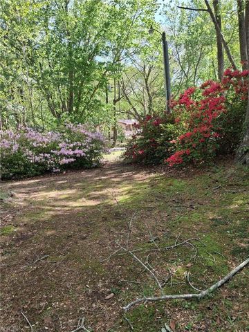 100 Longhorn DR, Moyock, NC 27958