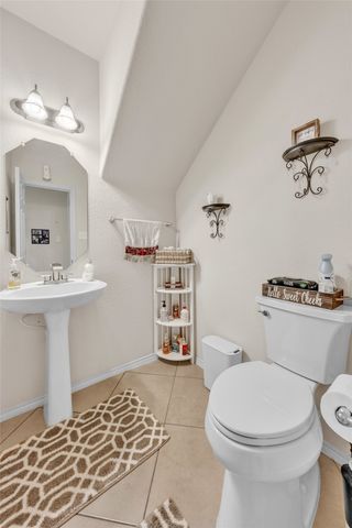 2244 Condor Street, Grand Prairie, TX 75052