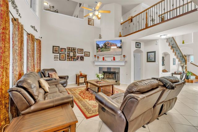 2244 Condor Street, Grand Prairie, TX 75052