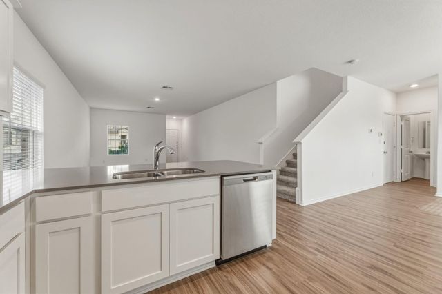 913 Legends LN, Georgetown, TX 78628