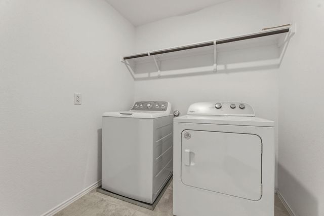 913 Legends LN, Georgetown, TX 78628