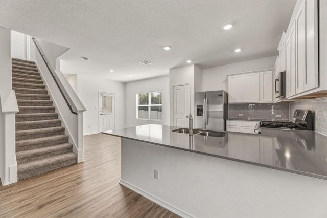 913 Legends LN, Georgetown, TX 78628