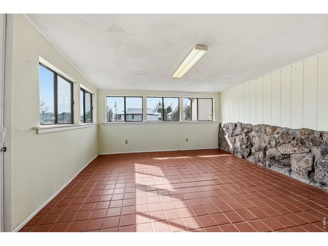 22771 Fisher St, Snyder, CO 80750