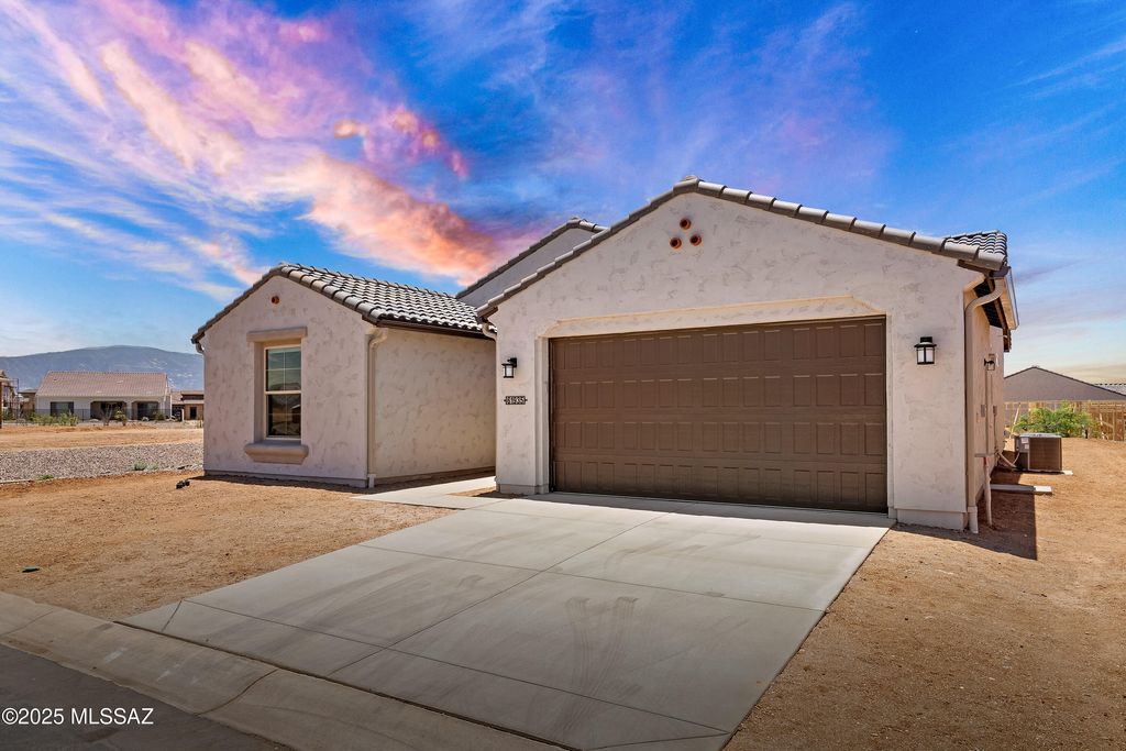 61935 E Skyview Way, Oracle, AZ 85623