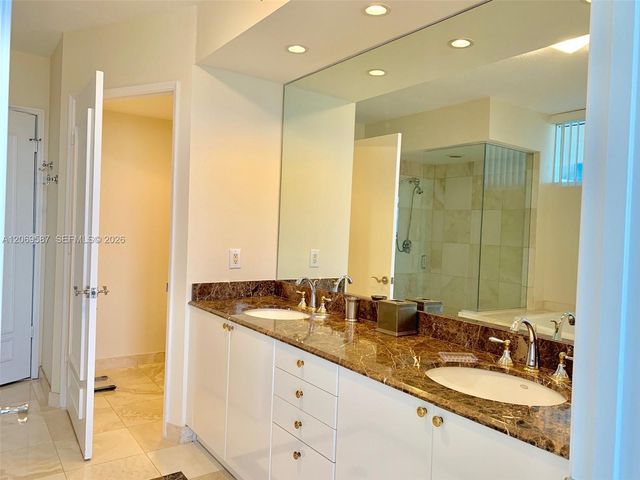 17555 Collins Avenue 3202, Sunny Isles Beach, FL 33160