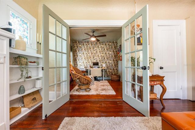 420 N CENTER STREET, Eustis, FL 32726