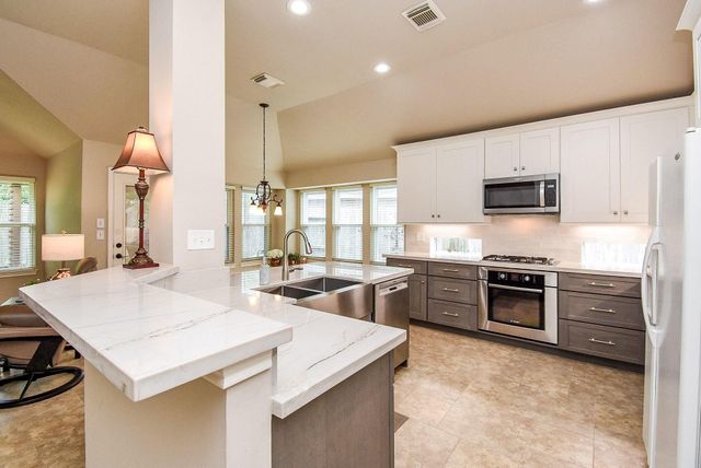 18025 Somerset Knolls, Houston, TX 77094