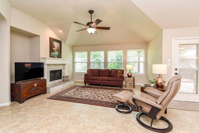 18025 Somerset Knolls, Houston, TX 77094