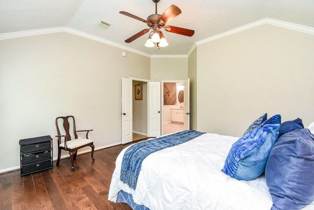 18025 Somerset Knolls, Houston, TX 77094