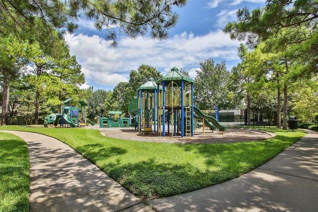 18025 Somerset Knolls, Houston, TX 77094