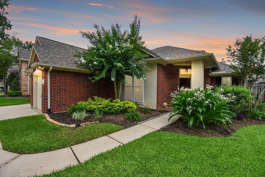 18025 Somerset Knolls, Houston, TX 77094