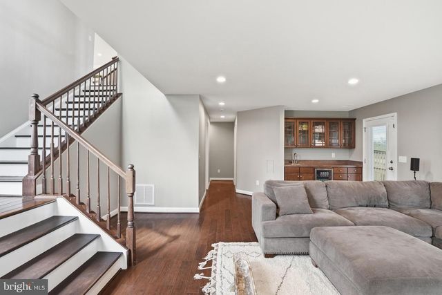 42628 BECKETT TER, Ashburn, VA 20148