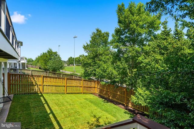 42628 BECKETT TER, Ashburn, VA 20148
