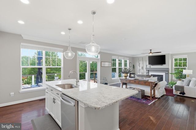 42628 BECKETT TER, Ashburn, VA 20148
