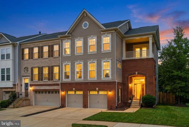 42628 BECKETT TER, Ashburn, VA 20148