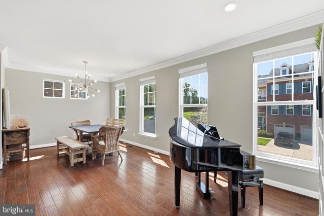 42628 BECKETT TER, Ashburn, VA 20148