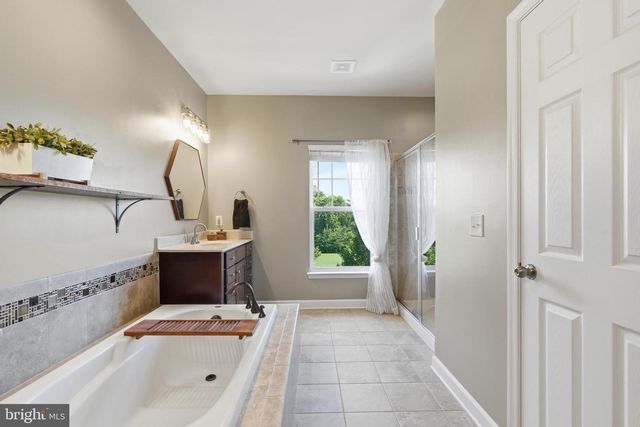 42628 BECKETT TER, Ashburn, VA 20148