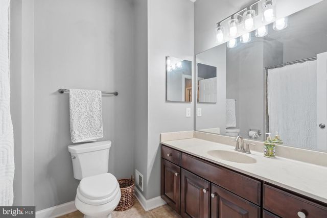 42628 BECKETT TER, Ashburn, VA 20148