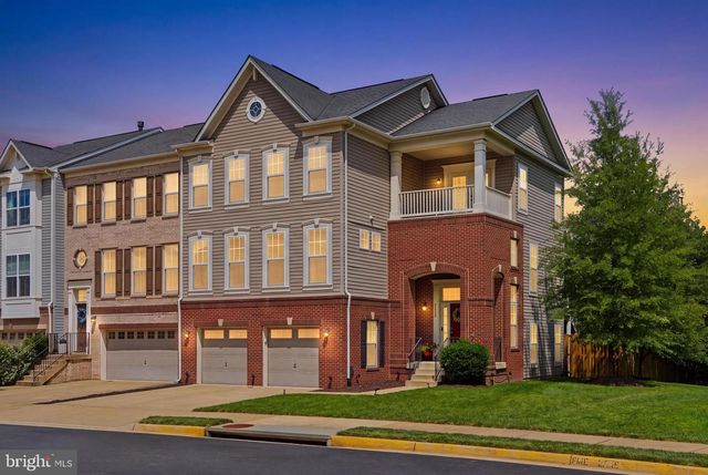 42628 BECKETT TER, Ashburn, VA 20148