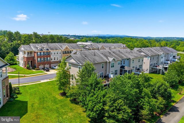 42628 BECKETT TER, Ashburn, VA 20148