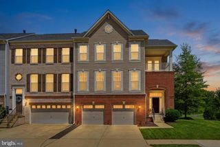 42628 BECKETT TER, Ashburn, VA 20148