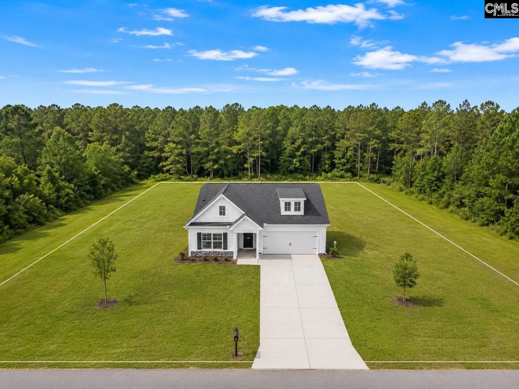 218 Governor Heyward Road, Eastover, SC 29044