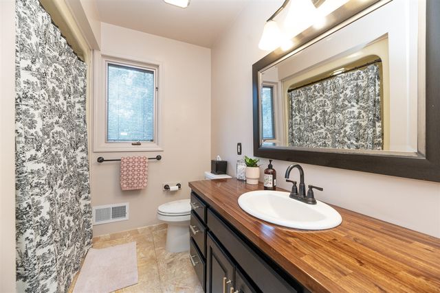 3533 Fleetwood Drive, Portage, MI 49024