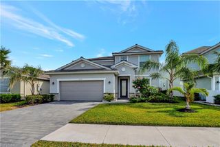 2122 Hamlin ST, Naples, FL 34120