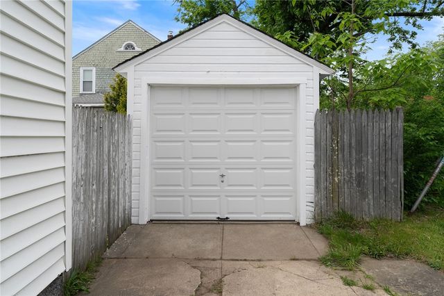 105 Park Avenue, Cranston, RI 02905