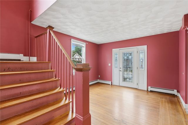 105 Park Avenue, Cranston, RI 02905