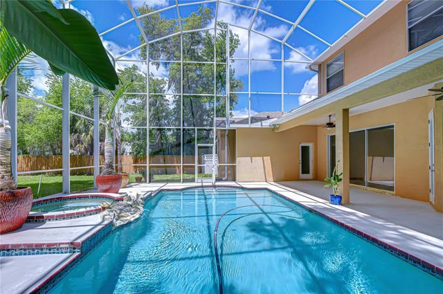 6213 PARKWAY BOULEVARD, Land O Lakes, FL 34639