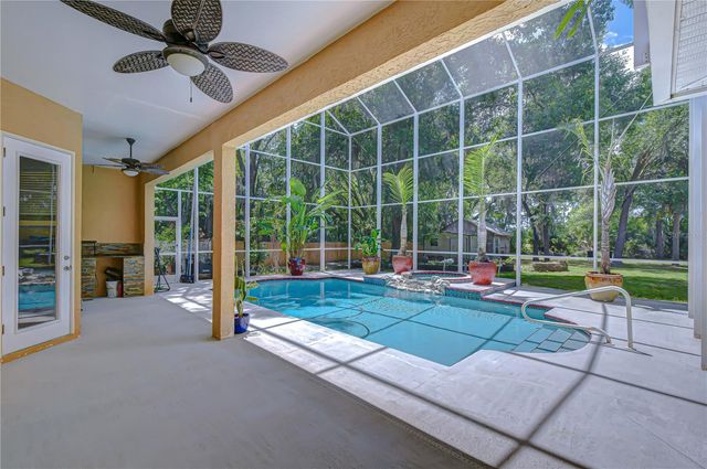 6213 PARKWAY BOULEVARD, Land O Lakes, FL 34639