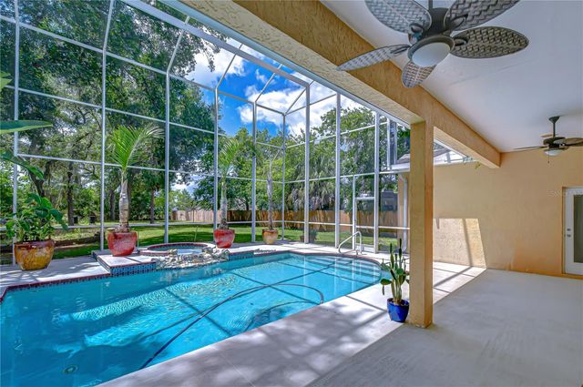 6213 PARKWAY BOULEVARD, Land O Lakes, FL 34639