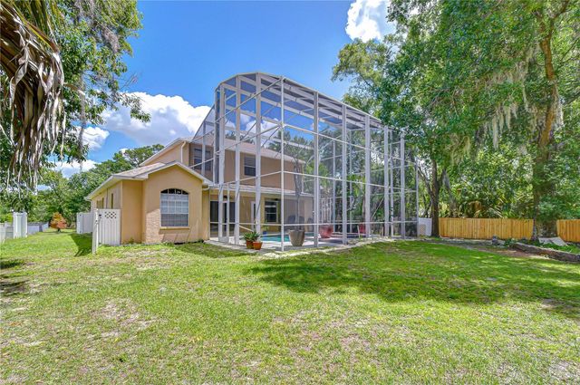 6213 PARKWAY BOULEVARD, Land O Lakes, FL 34639