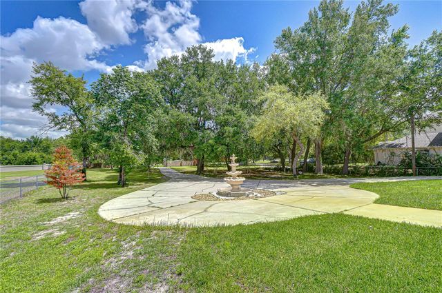6213 PARKWAY BOULEVARD, Land O Lakes, FL 34639
