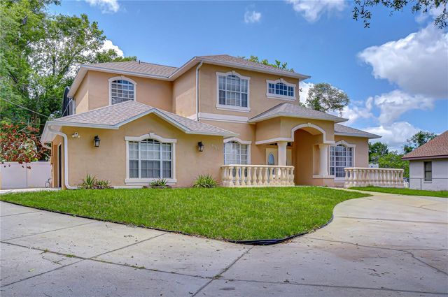 6213 PARKWAY BOULEVARD, Land O Lakes, FL 34639
