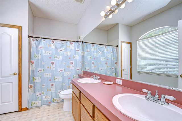 6213 PARKWAY BOULEVARD, Land O Lakes, FL 34639