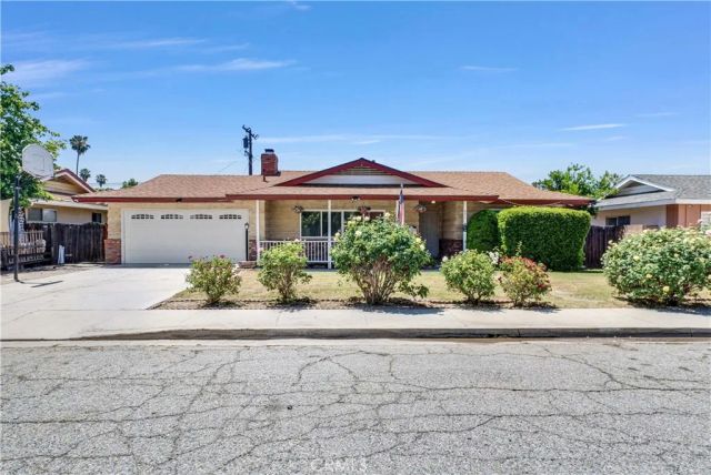 651 Buena Vista Parkway, Hemet, CA 92543