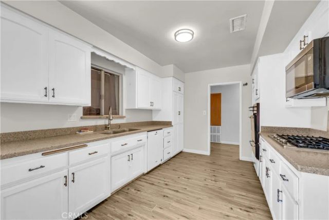 651 Buena Vista Parkway, Hemet, CA 92543
